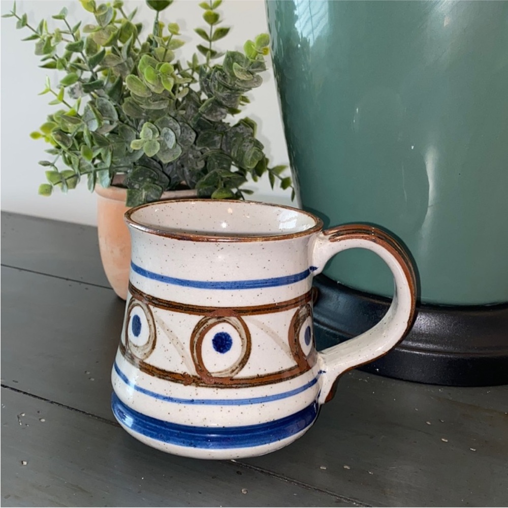 Vintage Mug Mid Century Modern Style
Pottery Mug Tea Coffee